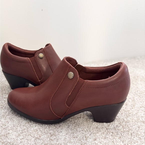 Clarks Womens Emily2 Reyna Tan Size 7M EUC - Picture 11 of 13